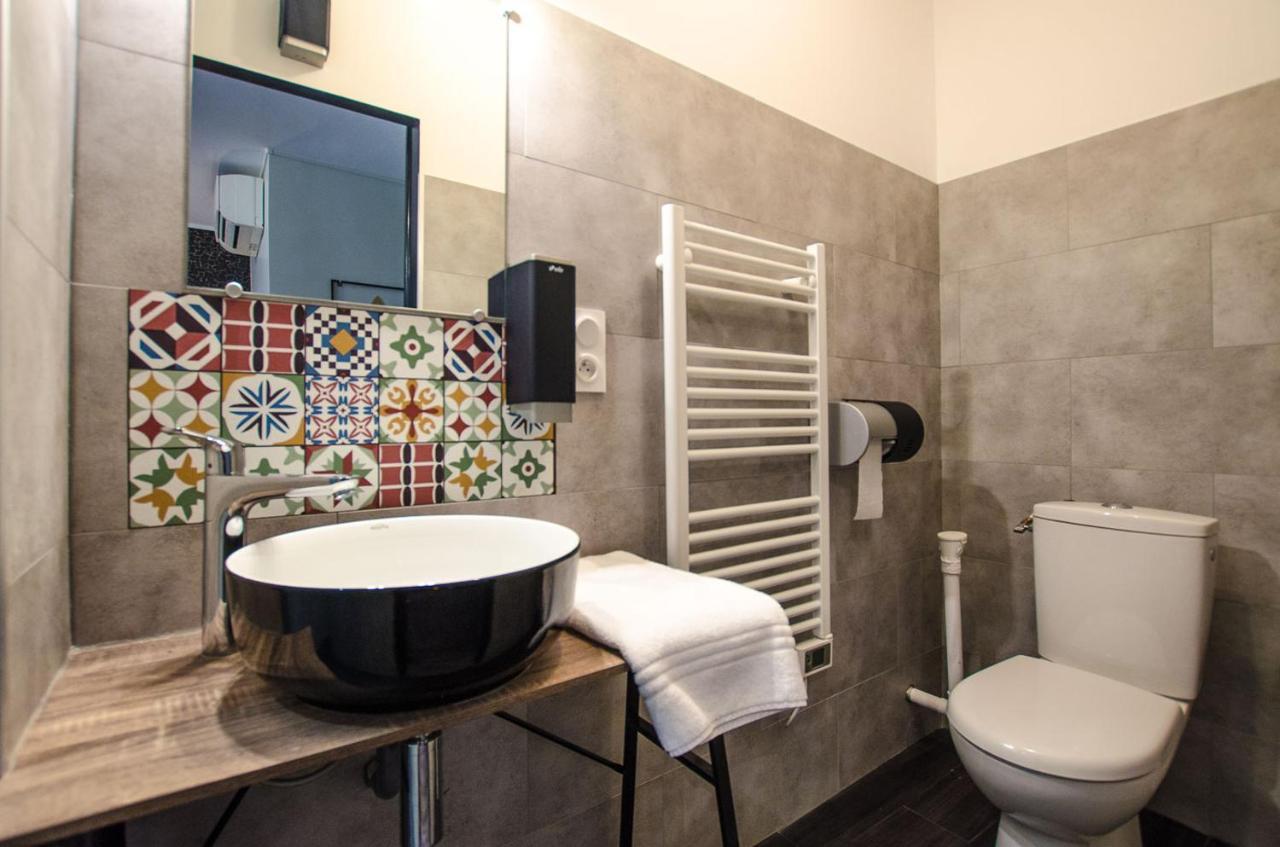 L'Atypic Hotel Restaurant Μπερζεράκ Εξωτερικό φωτογραφία
