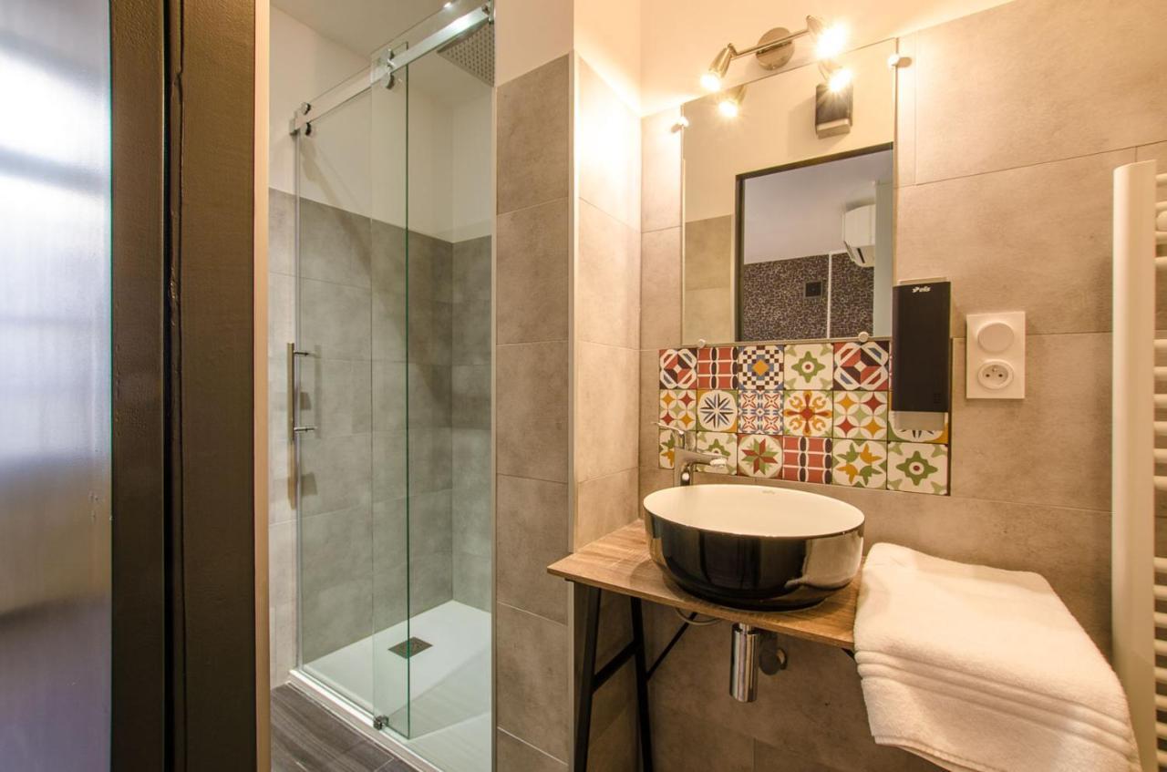 L'Atypic Hotel Restaurant Μπερζεράκ Εξωτερικό φωτογραφία