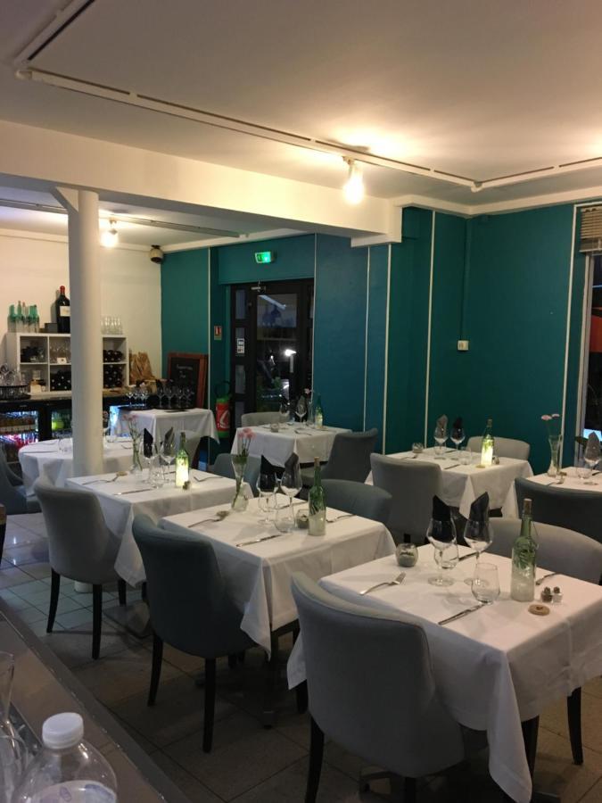 L'Atypic Hotel Restaurant Μπερζεράκ Εξωτερικό φωτογραφία